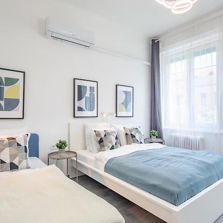 Newly Designed Central Studio Budapest Esterno foto
