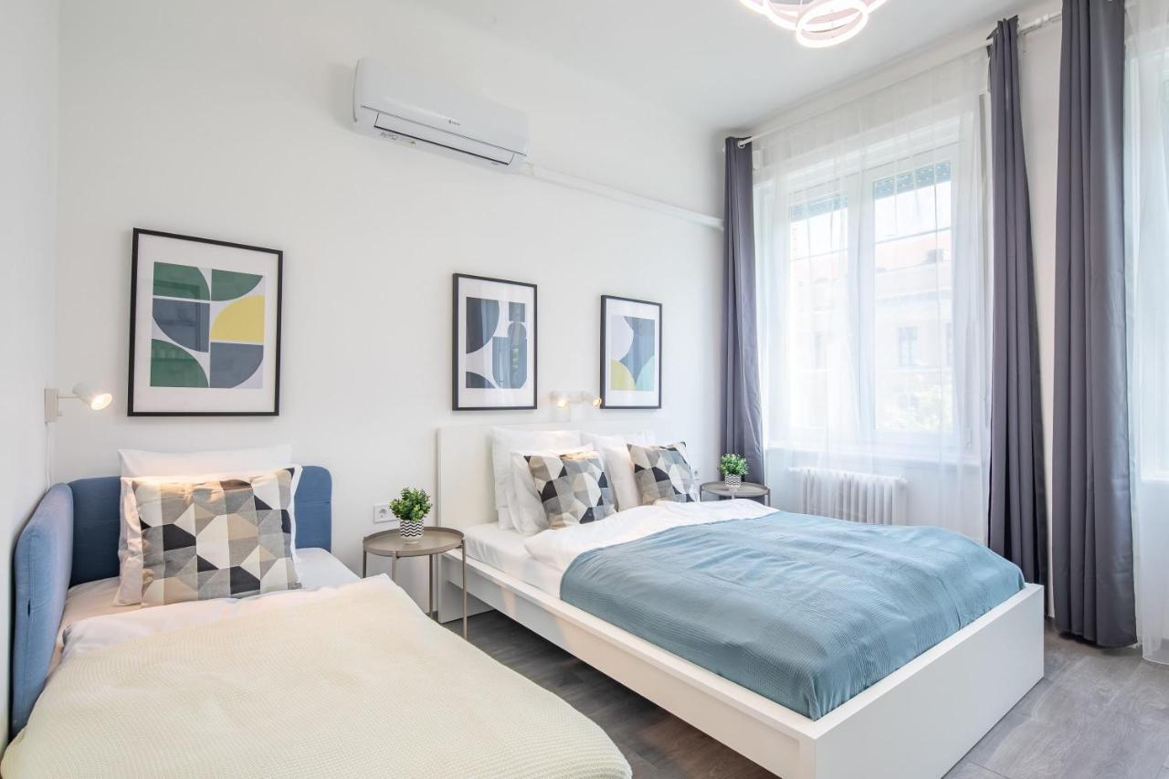 Newly Designed Central Studio Budapest Esterno foto