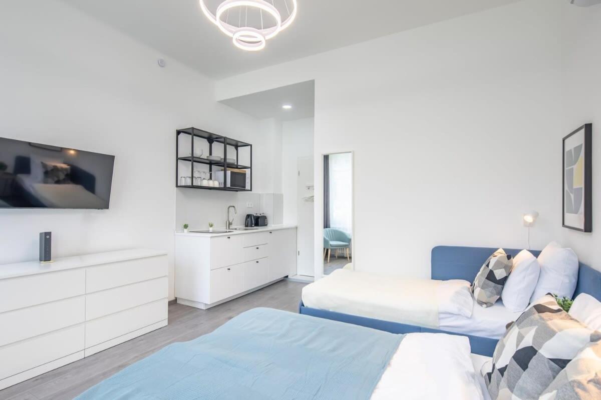 Newly Designed Central Studio Budapest Esterno foto