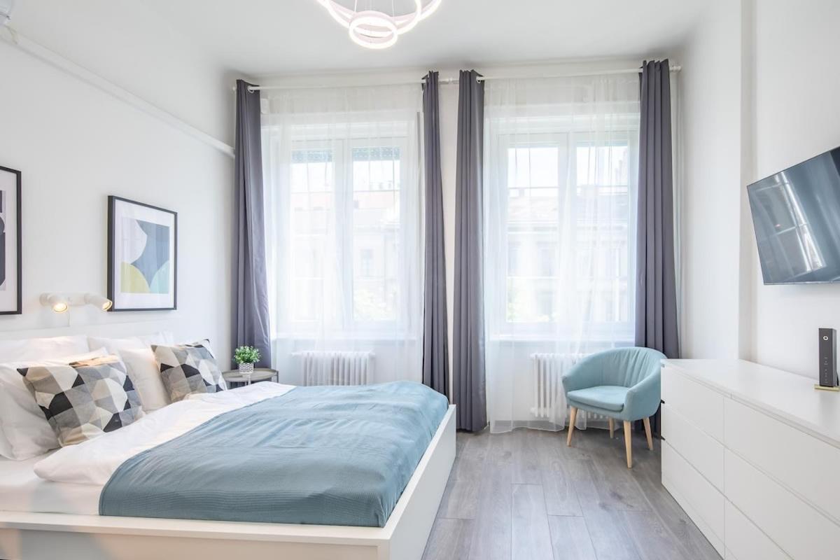 Newly Designed Central Studio Budapest Esterno foto